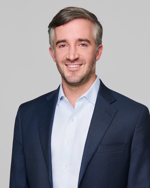 Professional headshot by ATX Headshots, Austin headshot photographer